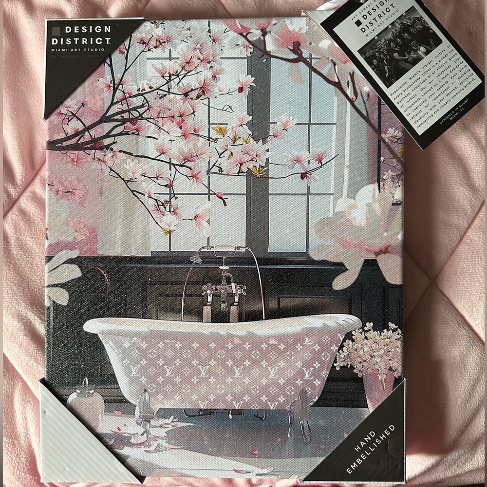 🌶️👑 Luxury Fashion Bath Wall Art with Pink Floral Accents - Picture 2 of 12